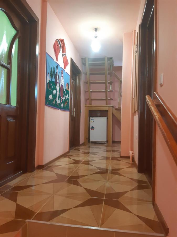 Cabana Gabriela Gîrda de Sus Buitenkant foto